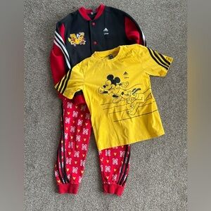Adidas Limited Edition Mickey Mouse Jogging‎ Suit and Shirt Size XS